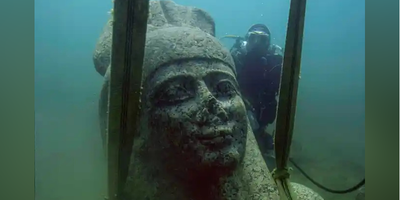 کشف گنجینه خیره کننده مصر باستان بعد از یافتن "ونیزِ نیل" شهر گمشده ای که 1200 سال پیش به زیر آب رفت/ (ویدئو+ تصاویر گنجینه)
