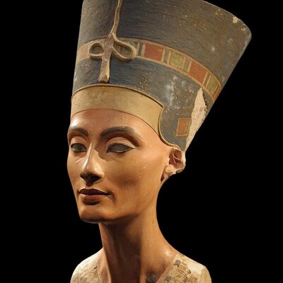 (عکس) شباهت شگفت انگیز دختر مصری به زیباترین ملکه مصر باستان، نفرتیتی