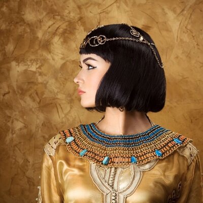 ریسک بزرگی که زنان مصر بخاطر زیبایی افسانه ای خود، به جان می خریدند/ خطرناک ترین و در عین حال زیباترین ترند آرایش در مصر باستان