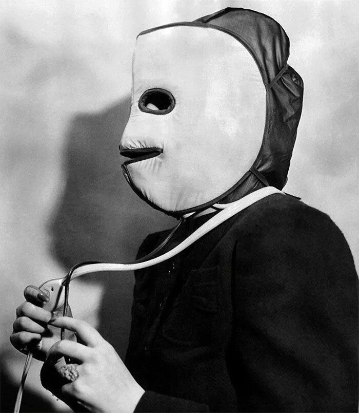 ماسک گرم کننده صورت؛ سال 1940
