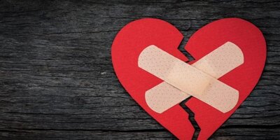 6 رفتار سمی با عشقت تو رابطه رو تحمل کنی ارزش خودتو زیر سوال بردی / بهتره ساده از کنار این رفتارهارو نگذری تا رابطه بهتری داشته باشی