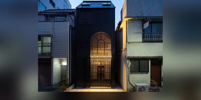 (تصاویر) معماری جذاب یک خانۀ 20 متری در توکیو/ ببین چی ساخته! فکرشو میکردین توی 20 متر جا هم بشه لاکچری زندگی کرد؟