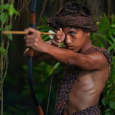 (تصاویر) زیباترین اختلال ژنتیکی که بومیان جزیره بوتون در اندونزی به آن مبتلا هستند/ واقعا که زیبایی شون مثال زدنیه!