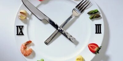 تاثیرات پنهان زود شام خوردن بر سلامت بدن که از آن بی خبرید!! / اگه سلامتت برات مهمه زود شام بخور
